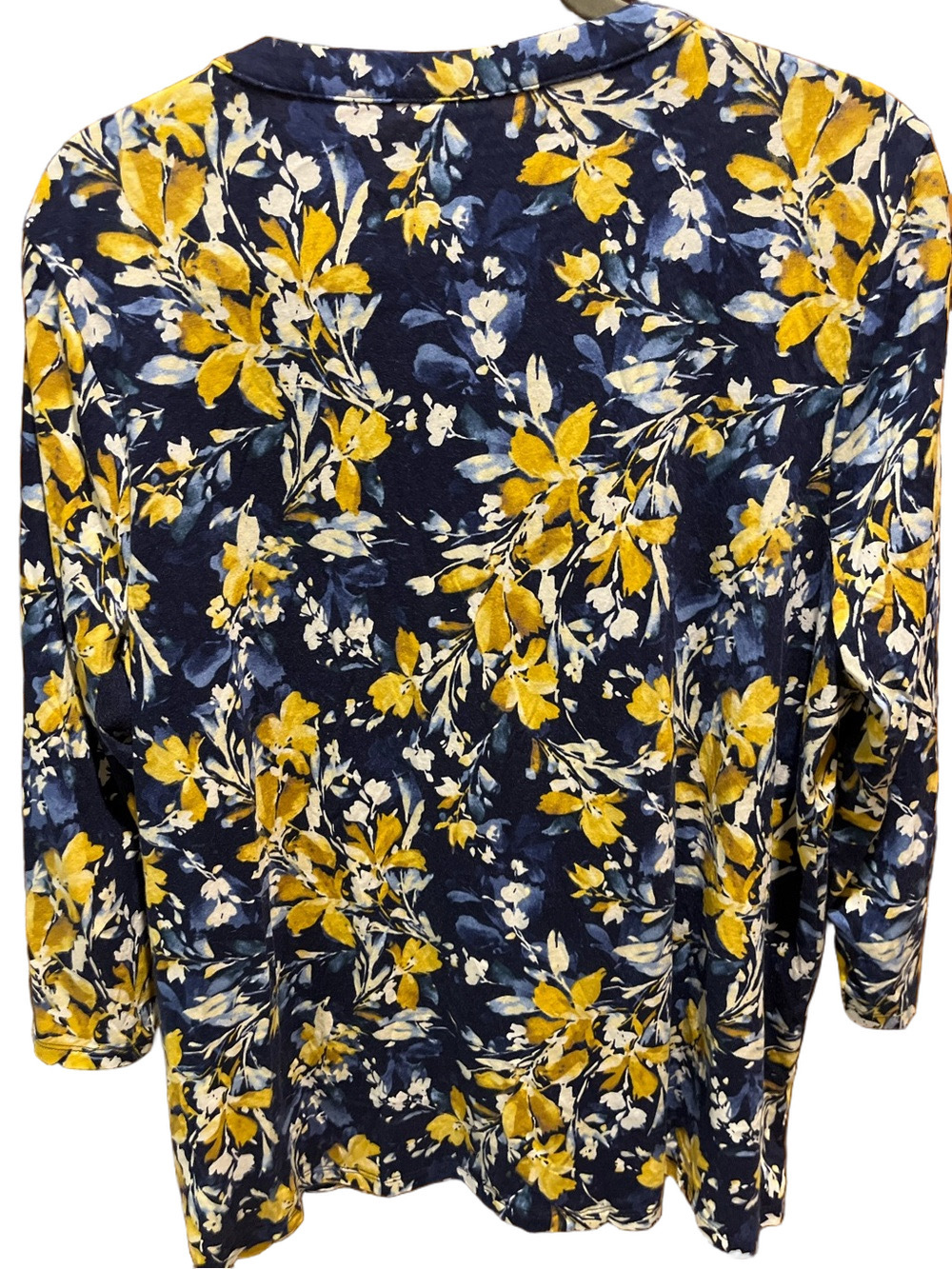 31. WOMENS CHICO’S 3/XL DETAIL TOP - Picture 5 of 5